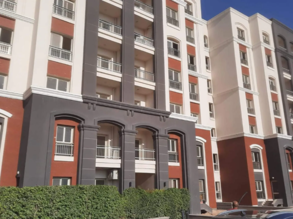 شقة للبيع في كمبوند اليكس ويست